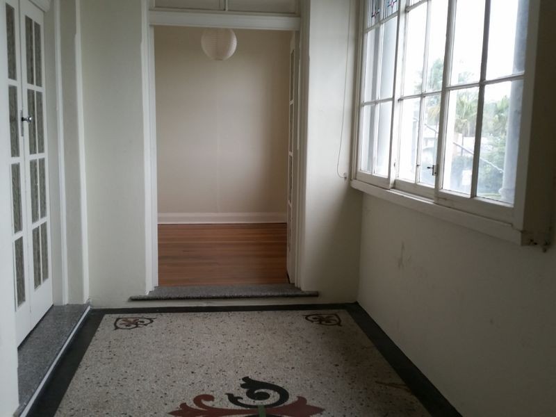 2/8A Queen St, Woollahra NSW 2025