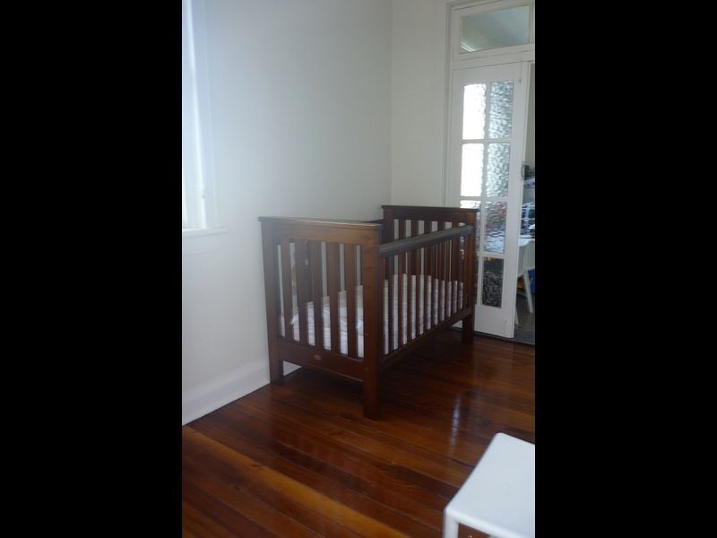 2/8A Queen St, Woollahra NSW 2025