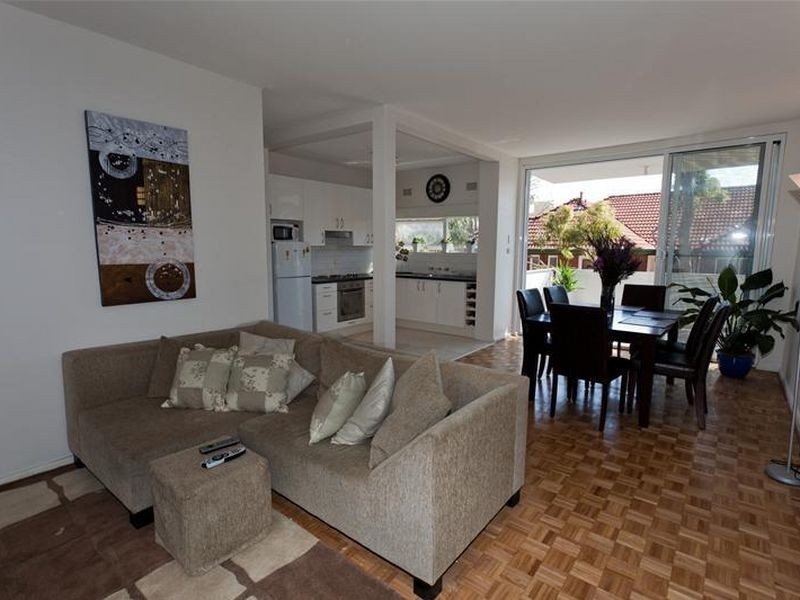 26/3 Ocean Street North, Bondi NSW 2026