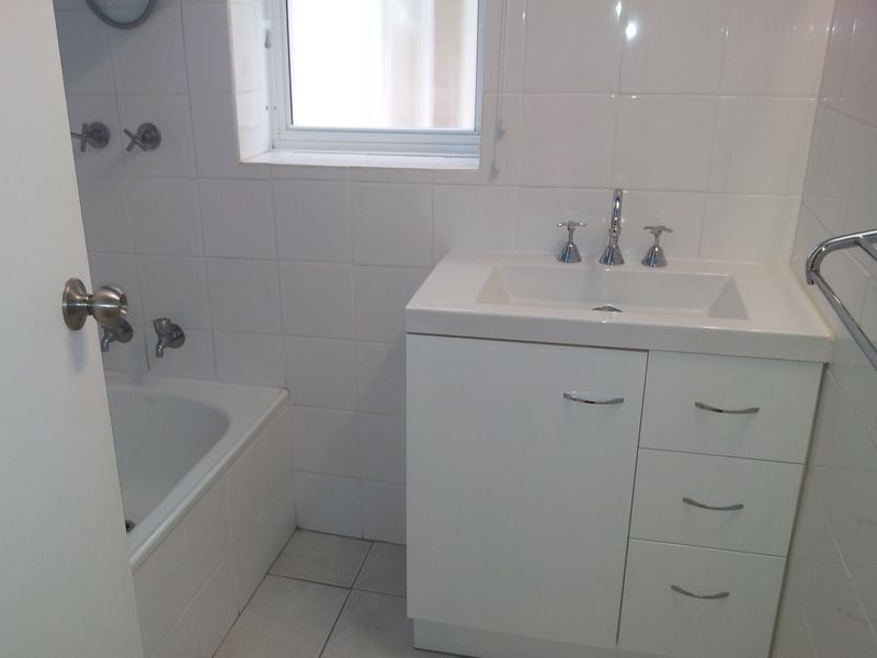 1/2 Ramsgate Avenue, Bondi Beach NSW 2026