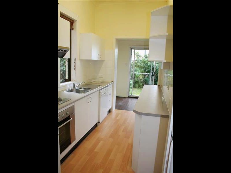 85 Beach St, Coogee NSW 2034