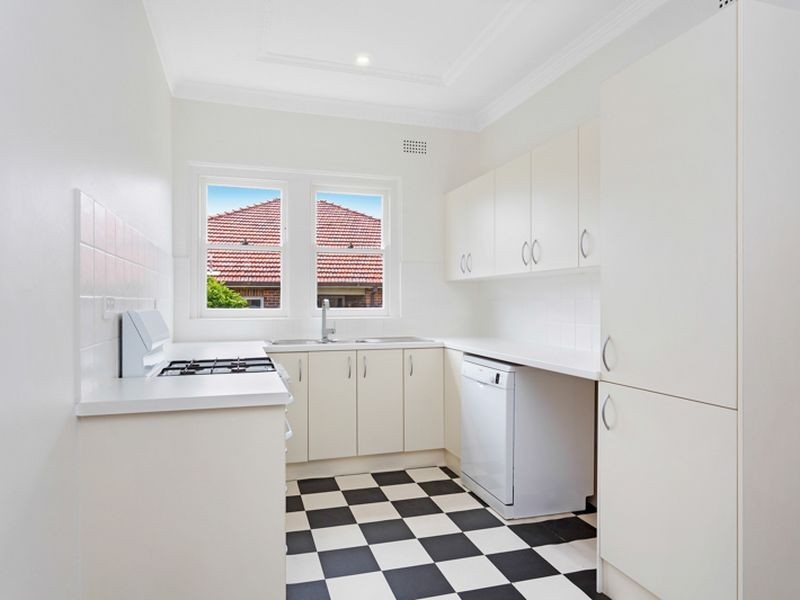 4/10 Hastings Parade, Bondi Beach NSW 2026