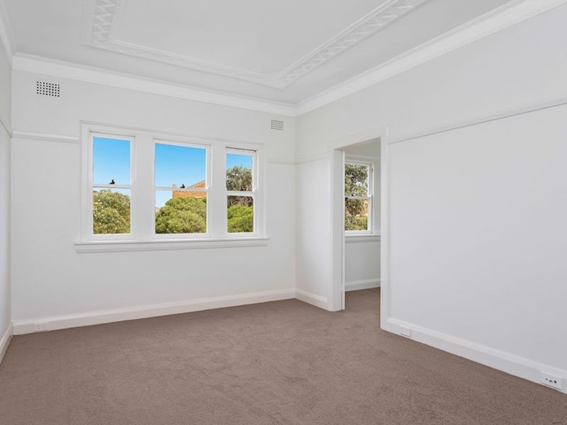 4/10 Hastings Parade, Bondi Beach NSW 2026