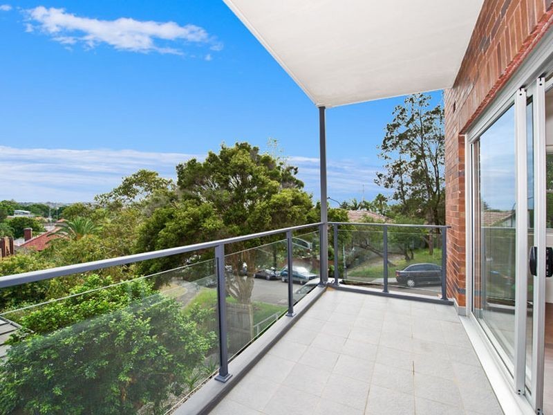 2/61 Simpson Street, Bondi Beach NSW 2026