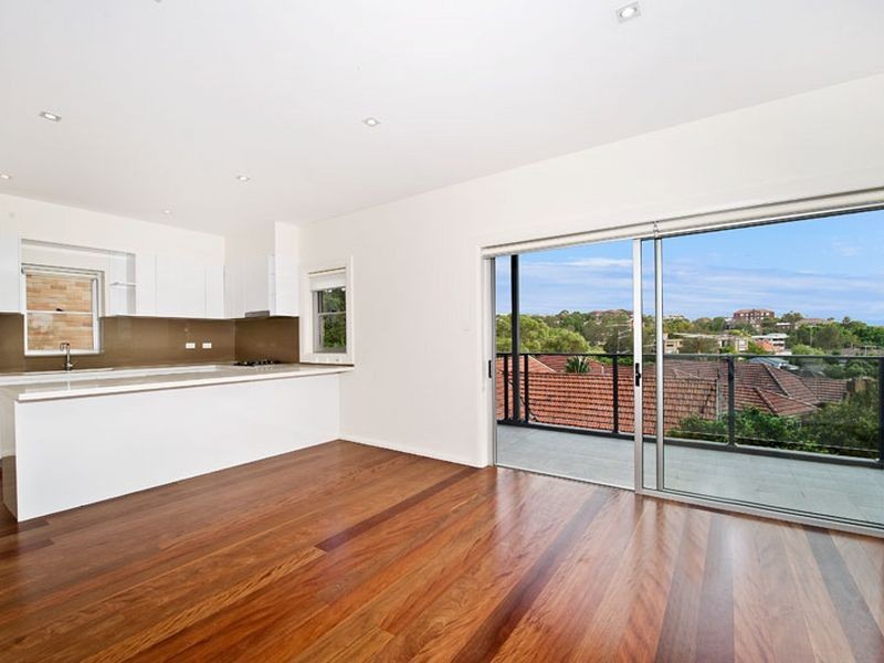 2/61 Simpson Street, Bondi Beach NSW 2026