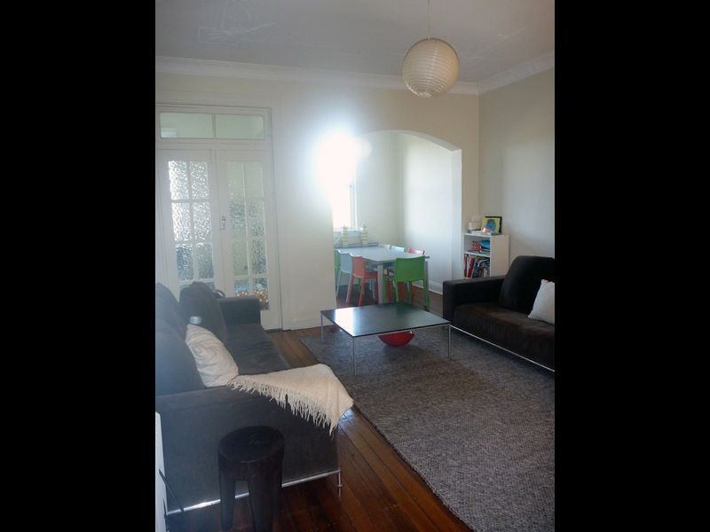 2/8A Queen St, Centennial Park NSW 2021