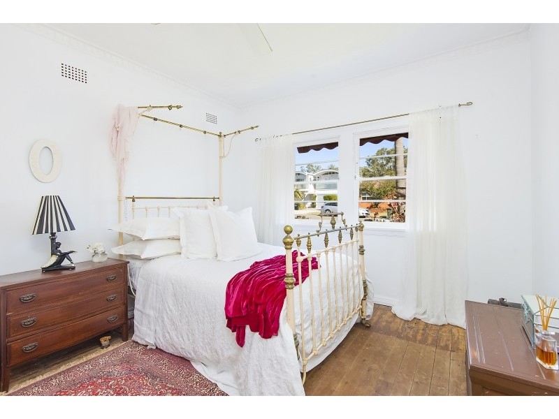 13 Riverview Parade, North Manly NSW 2100