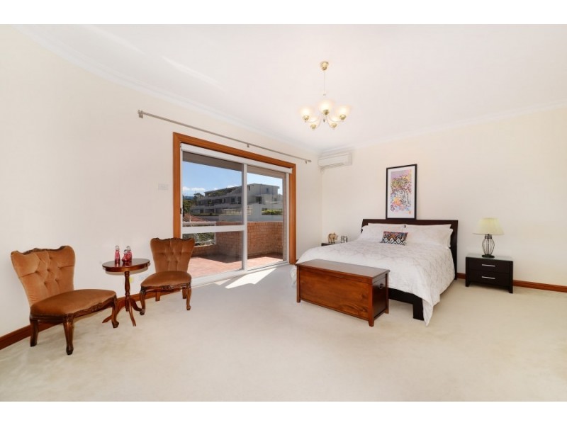 643 Old South Head Road (enter via Kobada Ro, Rose Bay NSW 2029