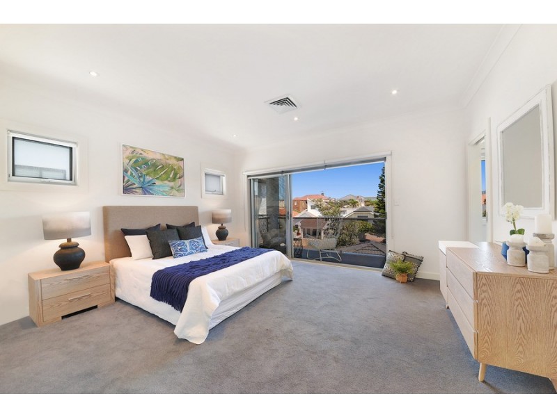 62 Brighton Boulevard, North Bondi NSW 2026