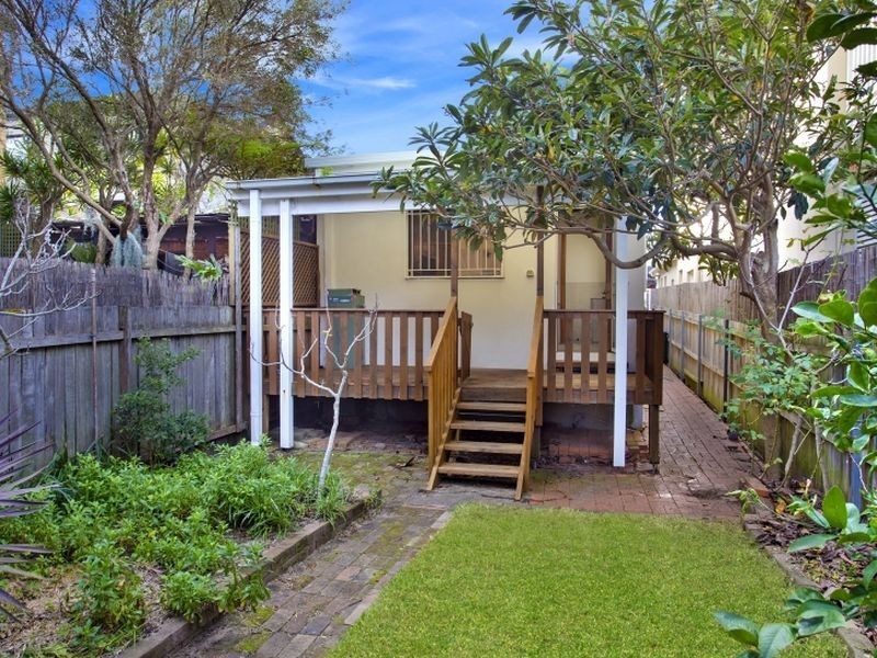 27 Brighton Boulevard, Bondi Beach NSW 2026