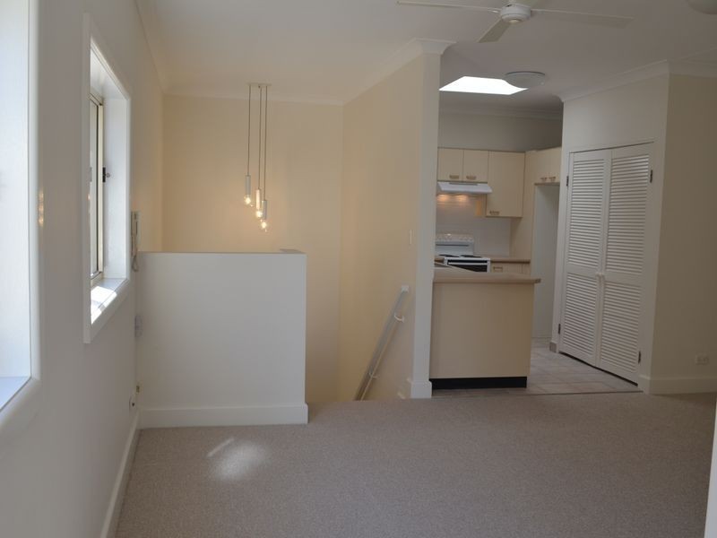 1/74 Hall Street, Bondi Beach NSW 2026