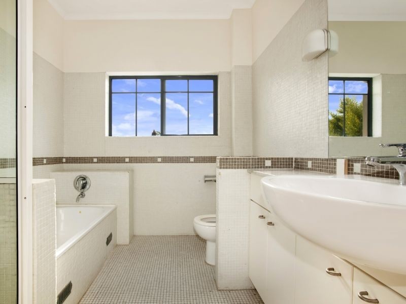 16/60-68 Carrington Rd, Waverley NSW 2024