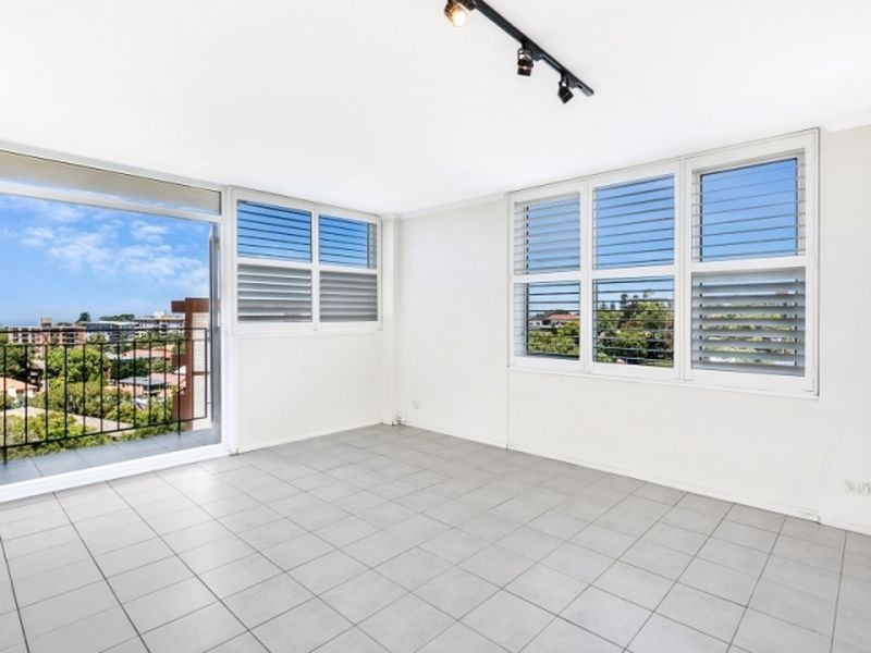 24/142 Old South Head Road, Bondi NSW 2026