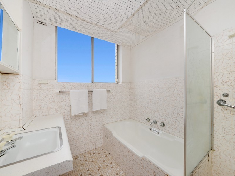 Apartment 10/56 Beach Road, Bondi Beach NSW 2026