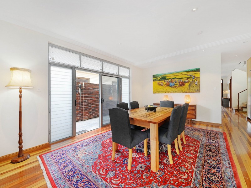 10 Folkestone Parade, Botany NSW 2019