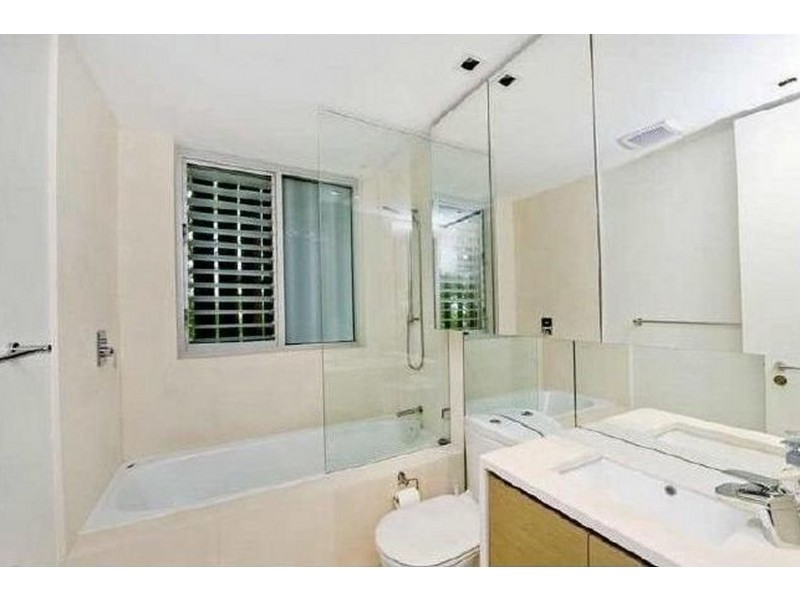 26/64 Penkivil Street, Bondi NSW 2026