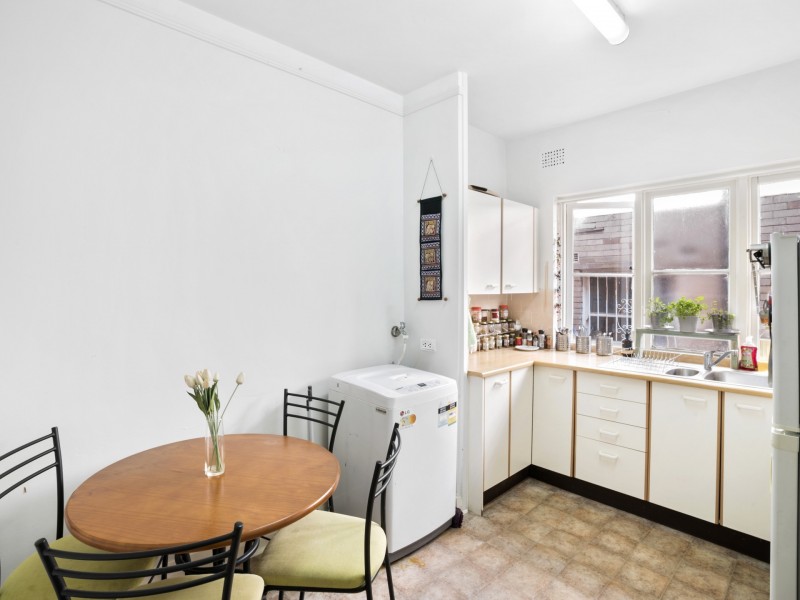 2/143 Glenayr Avenue, Bondi Beach NSW 2026