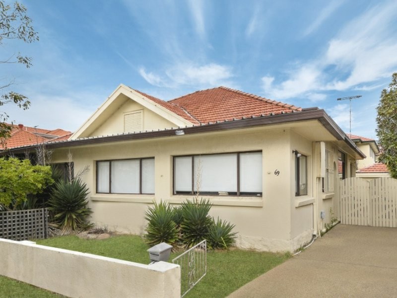 69 Warners Avenue, Bondi Beach NSW 2026