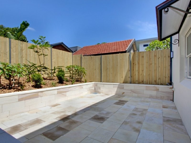 2/95 Murriverie Road, North Bondi NSW 2026