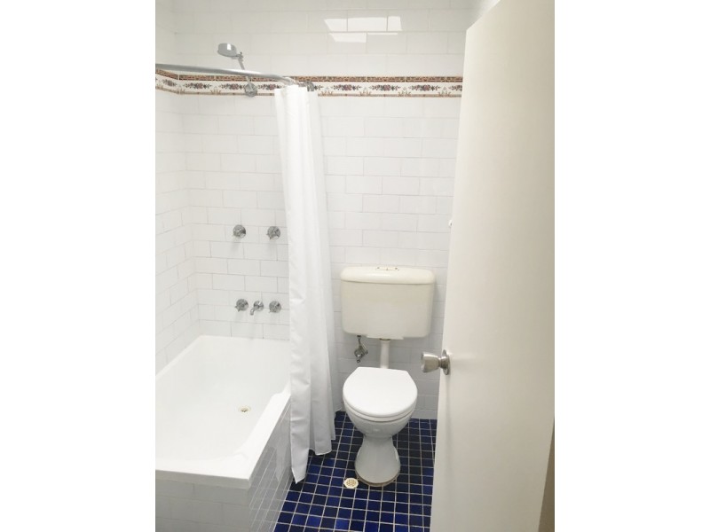 2/150 Hall Street, Bondi Beach NSW 2026