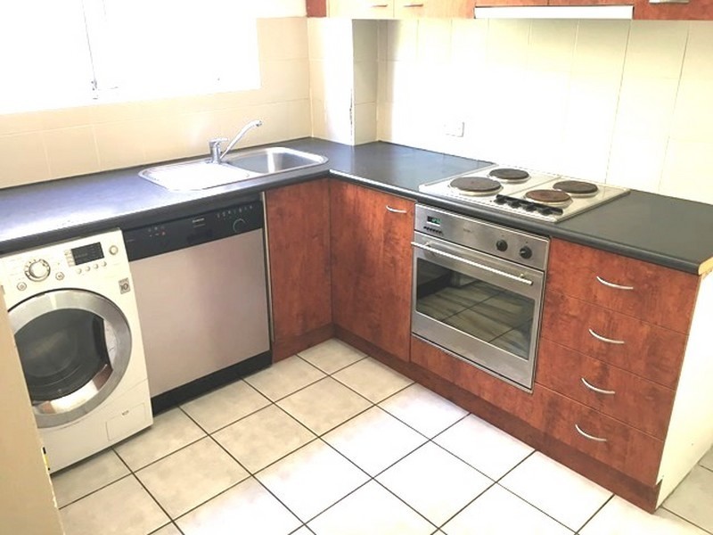 1/37 Penkivil Street, Bondi NSW 2026