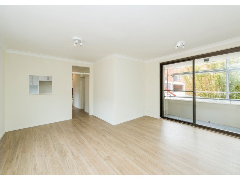 2/31 Wallis Parade, Bondi Beach NSW 2026