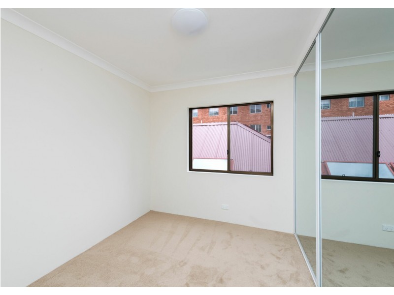 2/31 Wallis Parade, Bondi Beach NSW 2026