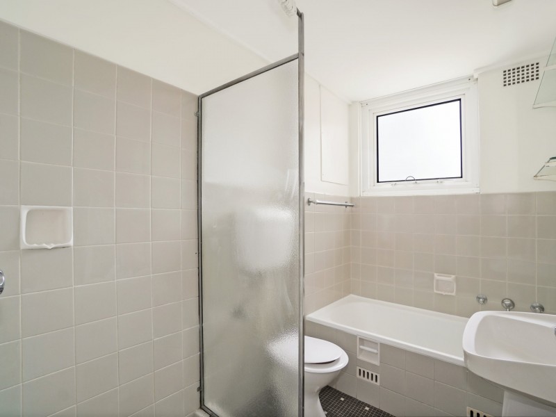 7/142 Old South Head Road, Bondi NSW 2026