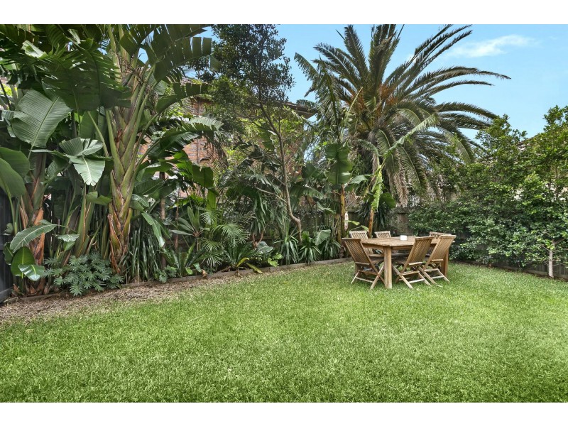 1/10 Hastings Parade, North Bondi NSW 2026