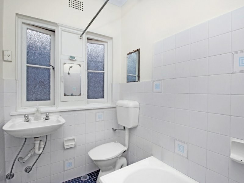 4/143 Glenayr Avenue, Bondi Beach NSW 2026