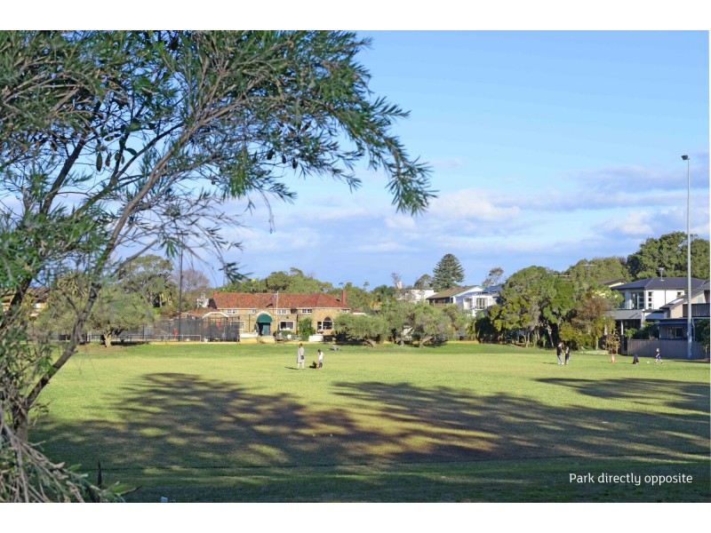 1/8 Warners Avenue, North Bondi NSW 2026