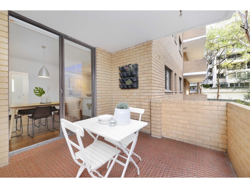 8/25 Ocean Street North, Bondi NSW 2026
