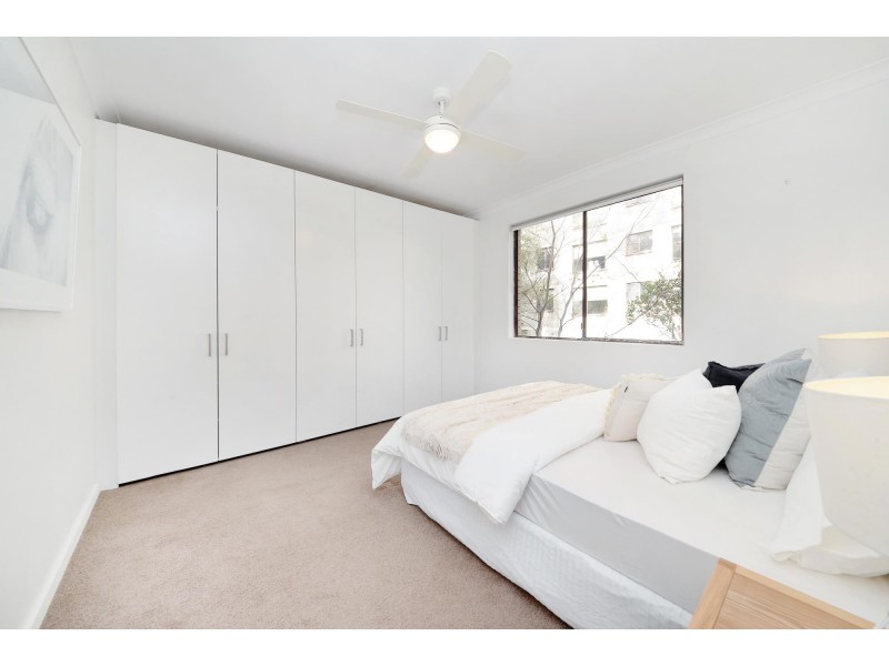 8/25 Ocean Street North, Bondi NSW 2026