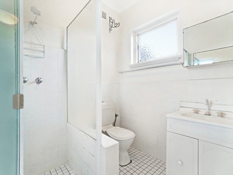 11/243A Old South Head Road, Bondi NSW 2026