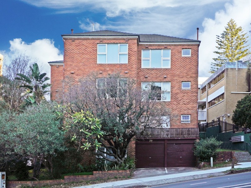 11/243A Old South Head Road, Bondi NSW 2026