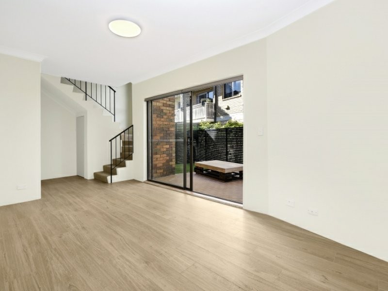 2/29 Wallis Pde, Bondi Beach NSW 2026