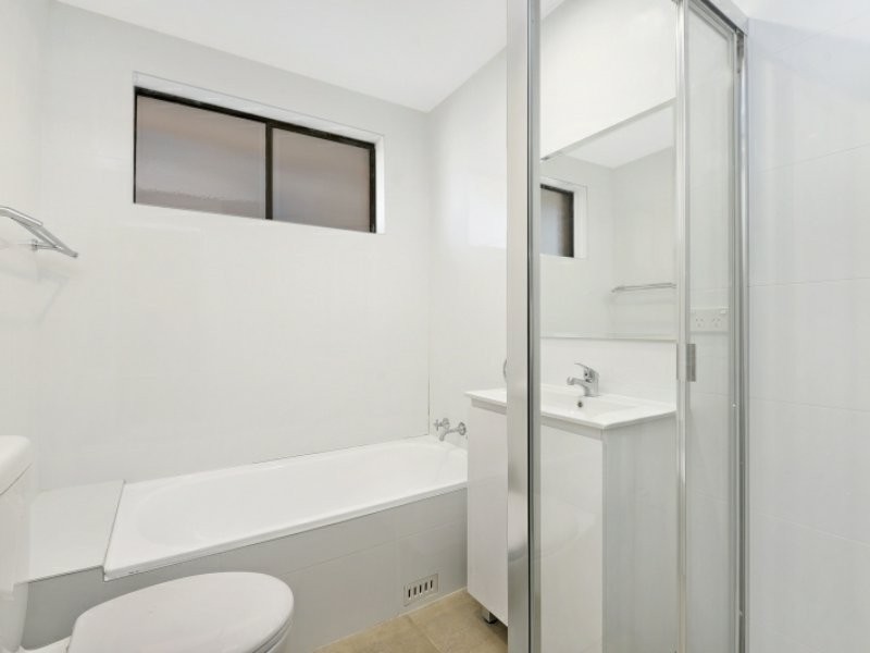 2/29 Wallis Pde, Bondi Beach NSW 2026