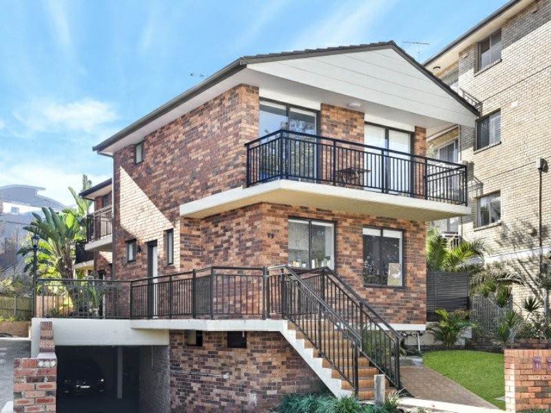 2/29 Wallis Pde, Bondi Beach NSW 2026