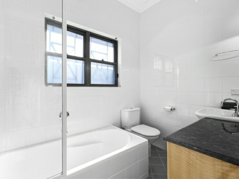 20 Oakley Road, Bondi Beach NSW 2026