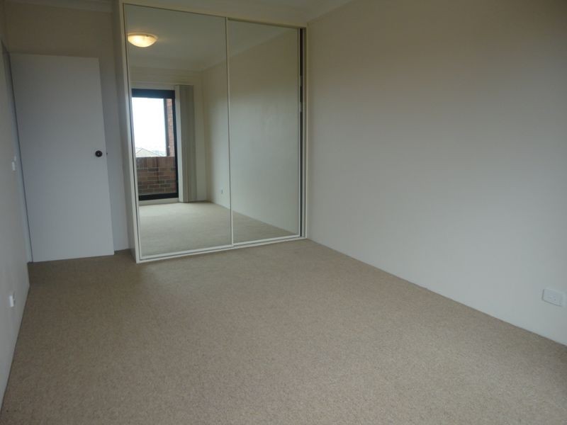 8/10-12 Fletcher Street, Tamarama NSW 2026