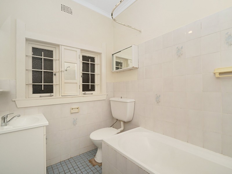 1/56 Sir Thomas Mitchell Road, Bondi Beach NSW 2026