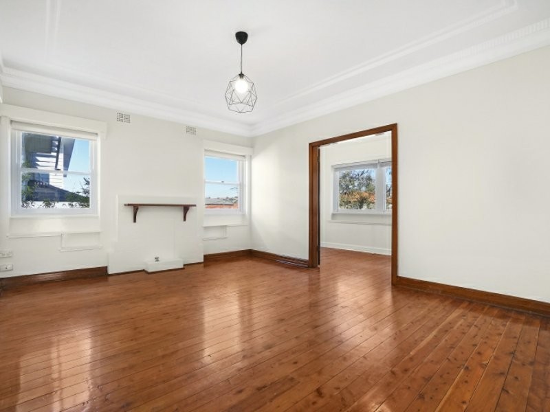 2/4 Midelton Avenue, Bondi NSW 2026