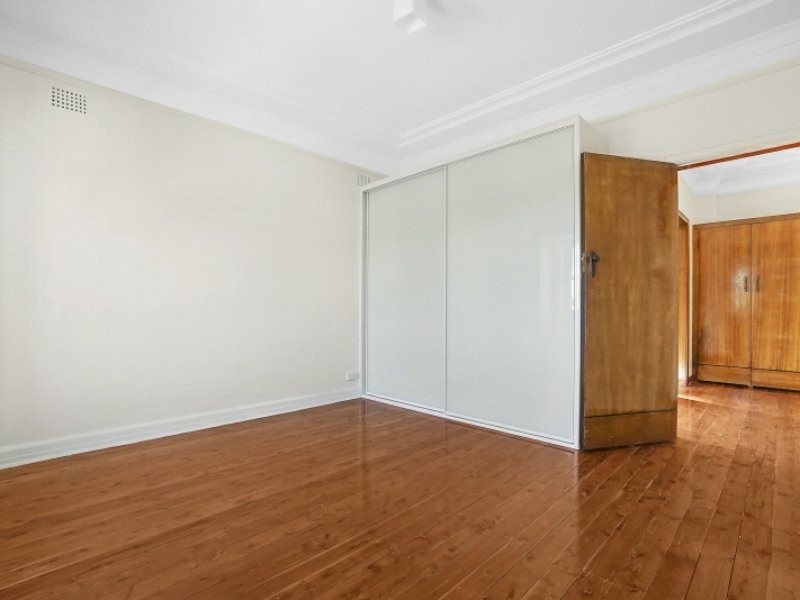 2/4 Midelton Avenue, Bondi NSW 2026