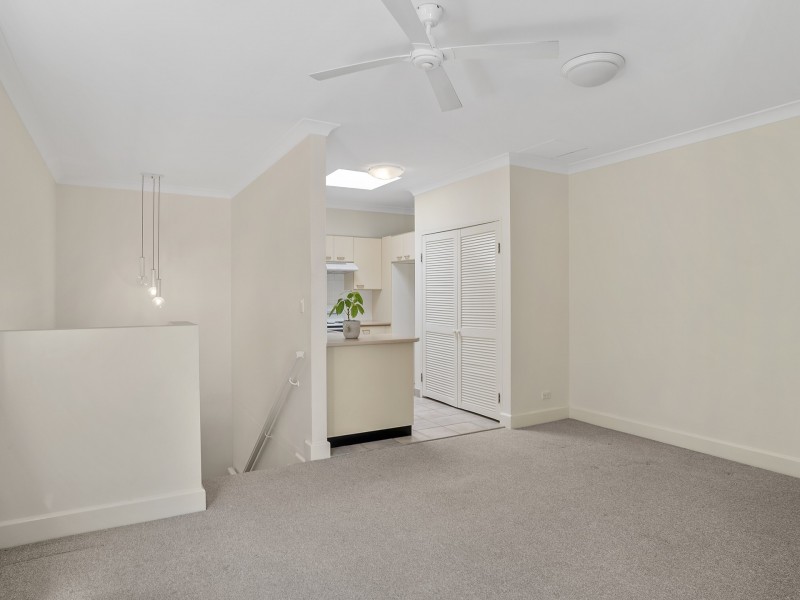 1/74 Hall Street, Bondi Beach NSW 2026