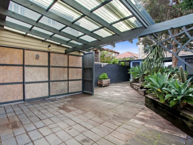 64 Ramsgate Avenue, Bondi Beach NSW 2026