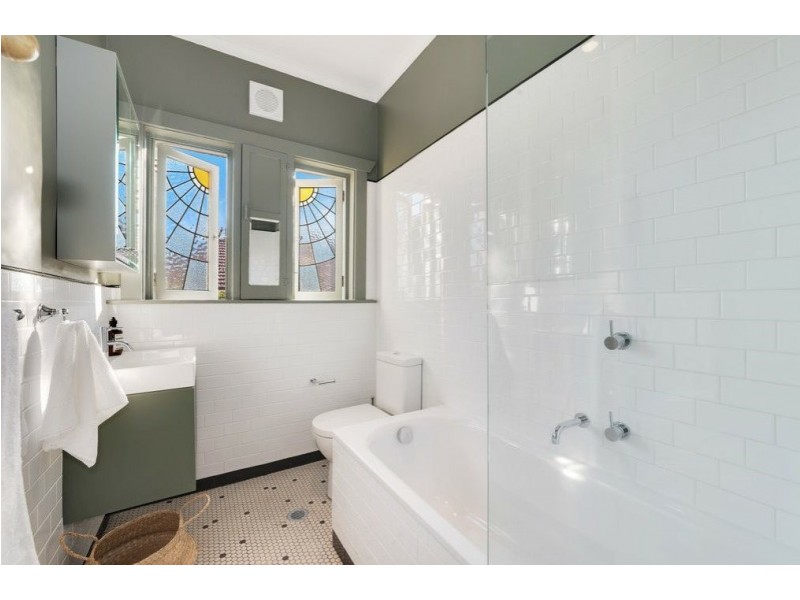 4/10 Hastings Parade, Bondi Beach NSW 2026