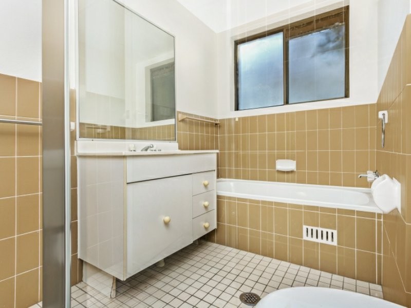 4/201-209 Old South Head Road, Bondi NSW 2026