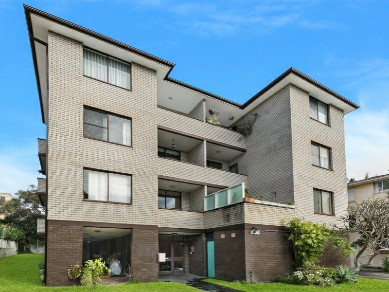 4/68-74 Beach Road, Bondi Beach NSW 2026