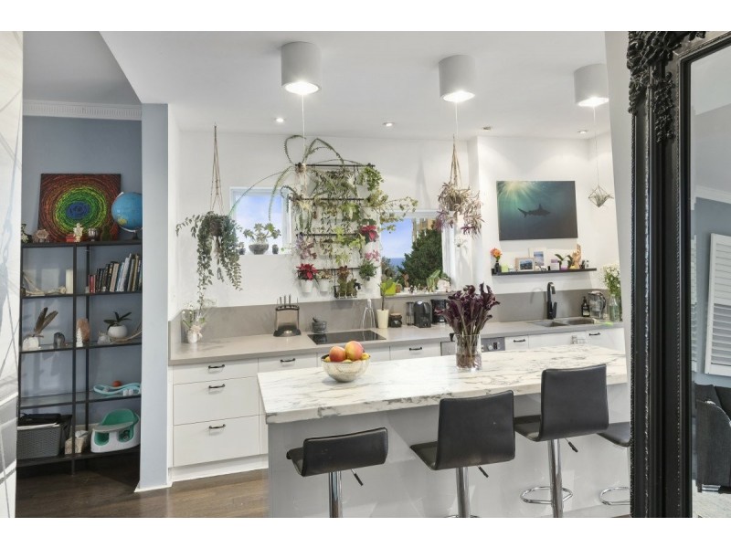 10/241 Old South Head Road, Bondi NSW 2026