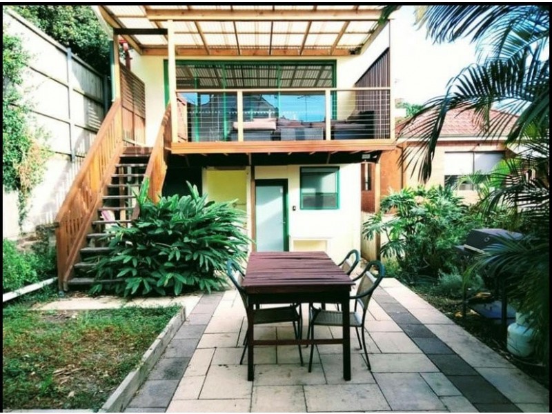 Bottom Unit/4 Moore Street, Bondi NSW 2026